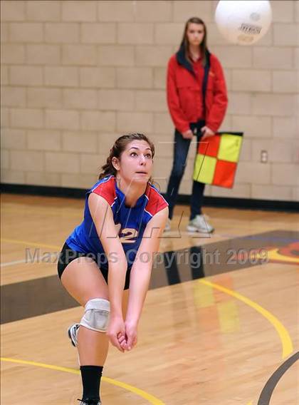 Thumbnail 3 in Christian Brothers vs. Golden Sierra (Super 8 Tournament) photogallery.