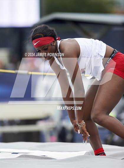 Thumbnail 3 in FHSAA 4A Finals (Highjump) photogallery.
