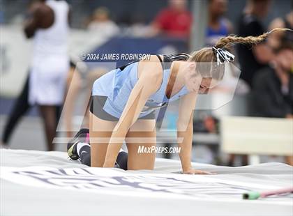 Thumbnail 3 in FHSAA 4A Finals (Highjump) photogallery.
