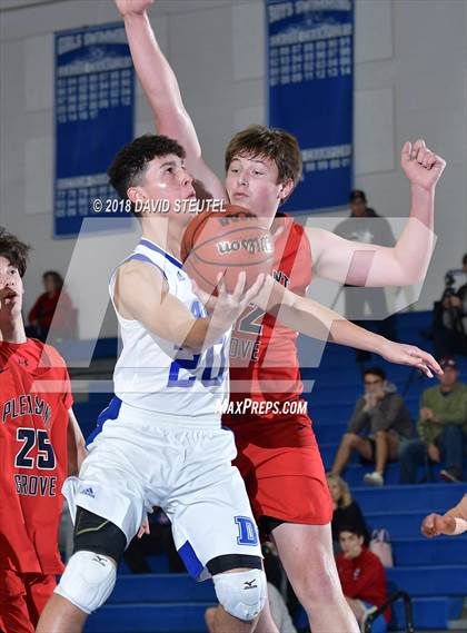 Thumbnail 1 in Pleasant Grove vs. Davis (Les Curry Invitational) photogallery.