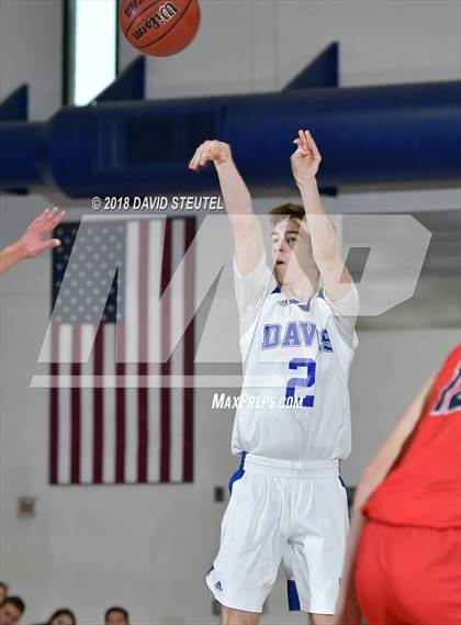 Thumbnail 1 in Pleasant Grove vs. Davis (Les Curry Invitational) photogallery.