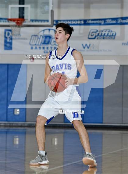 Thumbnail 3 in Pleasant Grove vs. Davis (Les Curry Invitational) photogallery.