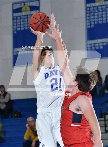 Thumbnail 3 in Pleasant Grove vs. Davis (Les Curry Invitational) photogallery.
