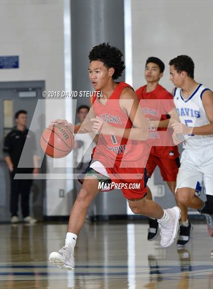 Thumbnail 3 in Pleasant Grove vs. Davis (Les Curry Invitational) photogallery.