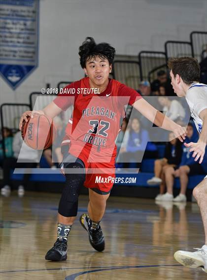 Thumbnail 2 in Pleasant Grove vs. Davis (Les Curry Invitational) photogallery.