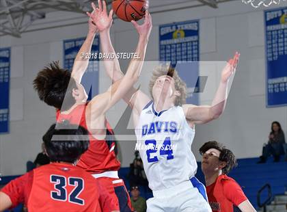Thumbnail 3 in Pleasant Grove vs. Davis (Les Curry Invitational) photogallery.