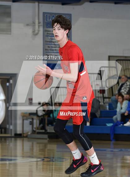 Thumbnail 2 in Pleasant Grove vs. Davis (Les Curry Invitational) photogallery.