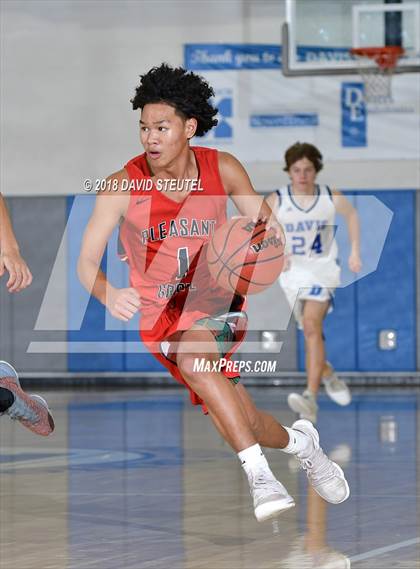 Thumbnail 3 in Pleasant Grove vs. Davis (Les Curry Invitational) photogallery.