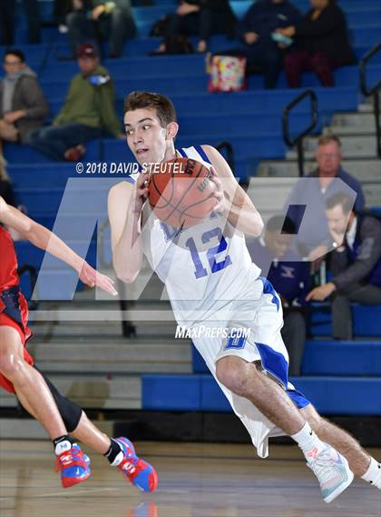 Thumbnail 2 in Pleasant Grove vs. Davis (Les Curry Invitational) photogallery.