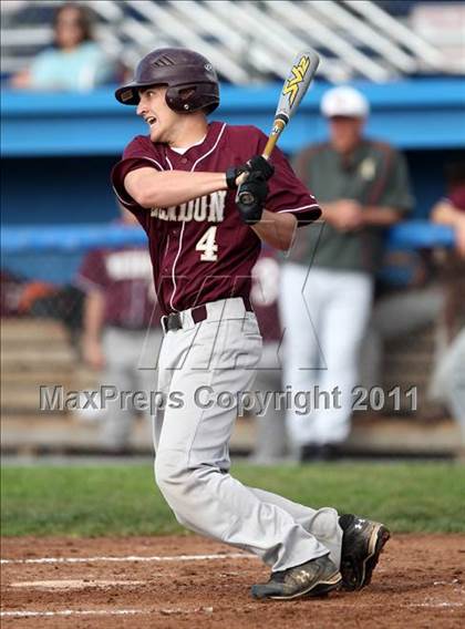 Thumbnail 2 in Mendon vs Batavia (Dwyer Stadium) photogallery.
