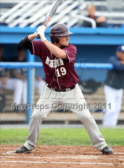 Thumbnail 2 in Mendon vs Batavia (Dwyer Stadium) photogallery.