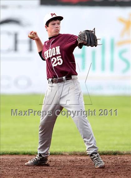 Thumbnail 3 in Mendon vs Batavia (Dwyer Stadium) photogallery.