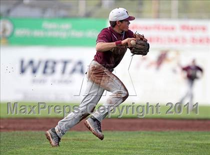 Thumbnail 1 in Mendon vs Batavia (Dwyer Stadium) photogallery.