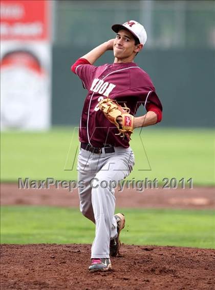 Thumbnail 1 in Mendon vs Batavia (Dwyer Stadium) photogallery.