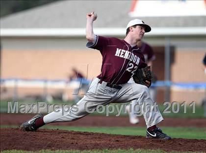Thumbnail 3 in Mendon vs Batavia (Dwyer Stadium) photogallery.