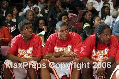 Thumbnail 3 in Westchester vs. Taft (LA City Championship Division) photogallery.