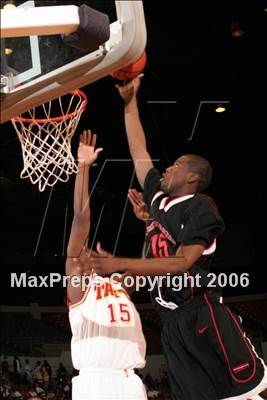 Thumbnail 1 in Westchester vs. Taft (LA City Championship Division) photogallery.