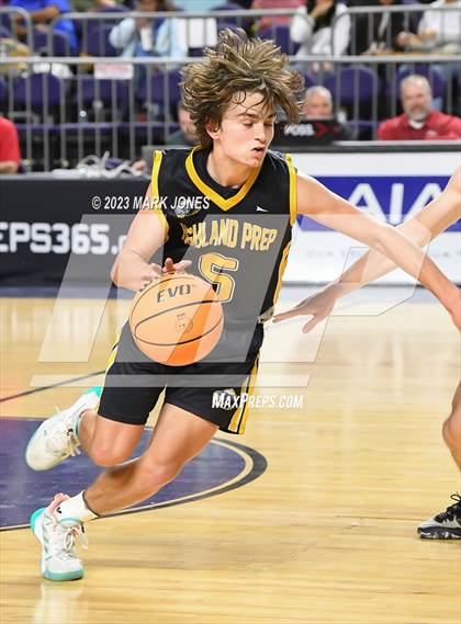Thumbnail 2 in Highland Prep vs. Pima (AIA 2A Final) photogallery.