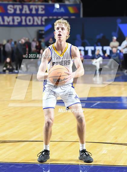 Thumbnail 1 in Highland Prep vs. Pima (AIA 2A Final) photogallery.