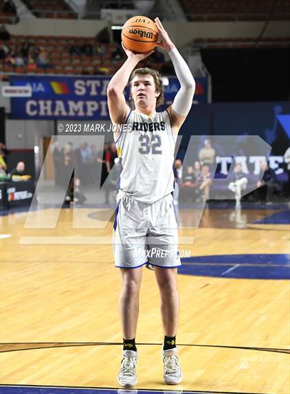 Thumbnail 3 in Highland Prep vs. Pima (AIA 2A Final) photogallery.