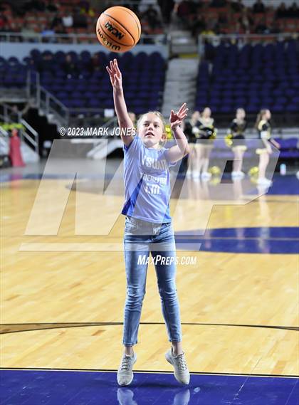Thumbnail 1 in Highland Prep vs. Pima (AIA 2A Final) photogallery.