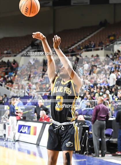 Thumbnail 1 in Highland Prep vs. Pima (AIA 2A Final) photogallery.