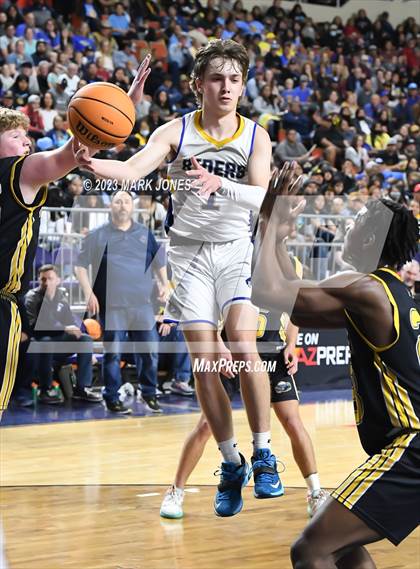 Thumbnail 3 in Highland Prep vs. Pima (AIA 2A Final) photogallery.