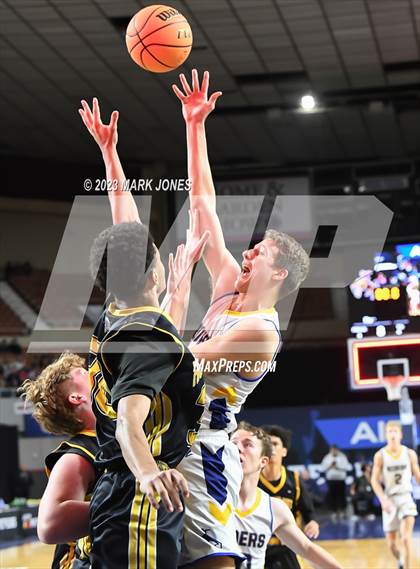 Thumbnail 3 in Highland Prep vs. Pima (AIA 2A Final) photogallery.