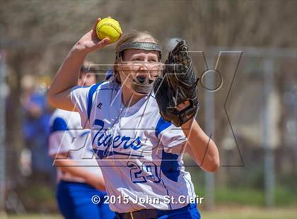 Thumbnail 3 in White House vs Auburn (Bob Jones Invitational) photogallery.
