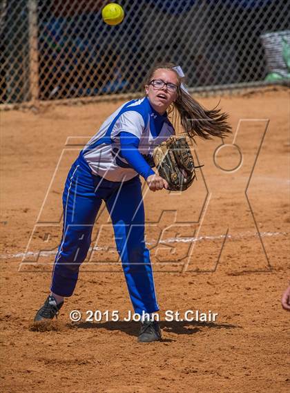 Thumbnail 2 in White House vs Auburn (Bob Jones Invitational) photogallery.