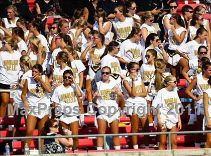 Thumbnail 3 in Everman vs. Highland Park (Tom Landry Classic) photogallery.