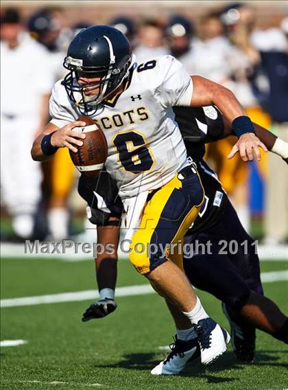 Thumbnail 3 in Everman vs. Highland Park (Tom Landry Classic) photogallery.