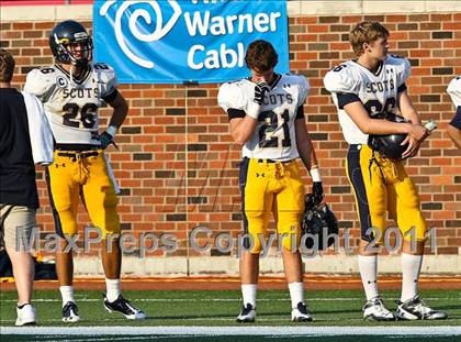 Thumbnail 3 in Everman vs. Highland Park (Tom Landry Classic) photogallery.