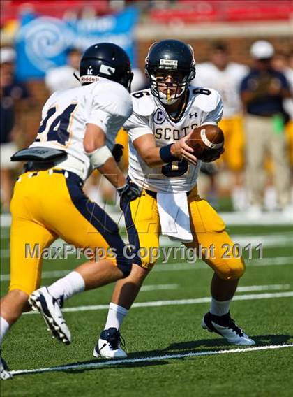 Thumbnail 3 in Everman vs. Highland Park (Tom Landry Classic) photogallery.