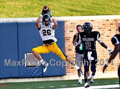 Thumbnail 2 in Everman vs. Highland Park (Tom Landry Classic) photogallery.