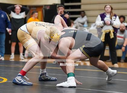 Thumbnail 2 in IHSAA Sectional 25. Avon (Morning Matches) photogallery.