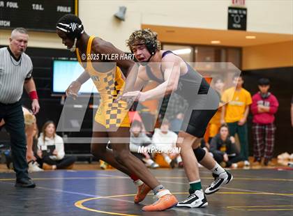 Thumbnail 1 in IHSAA Sectional 25. Avon (Morning Matches) photogallery.