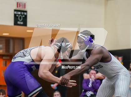 Thumbnail 2 in IHSAA Sectional 25. Avon (Morning Matches) photogallery.