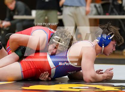 Thumbnail 3 in IHSAA Sectional 25. Avon (Morning Matches) photogallery.