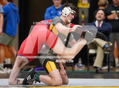 Thumbnail 2 in IHSAA Sectional 25. Avon (Morning Matches) photogallery.
