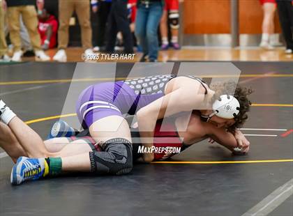 Thumbnail 2 in IHSAA Sectional 25. Avon (Morning Matches) photogallery.