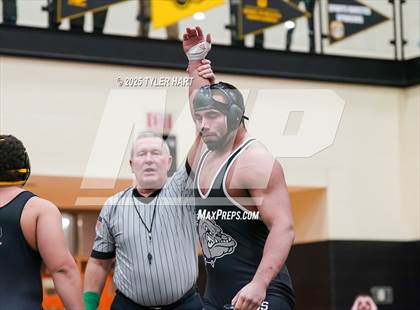 Thumbnail 2 in IHSAA Sectional 25. Avon (Morning Matches) photogallery.
