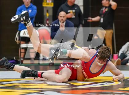 Thumbnail 3 in IHSAA Sectional 25. Avon (Morning Matches) photogallery.