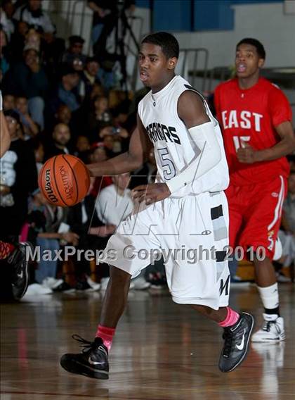 Thumbnail 2 in Montbello vs. Denver East photogallery.