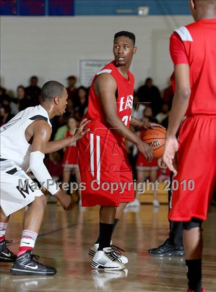 Thumbnail 2 in Montbello vs. Denver East photogallery.