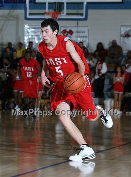 Thumbnail 3 in Montbello vs. Denver East photogallery.