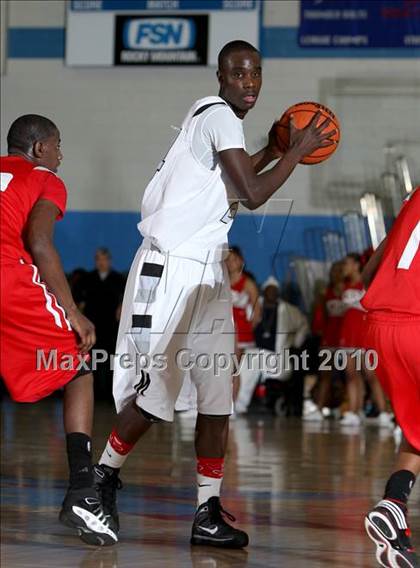 Thumbnail 2 in Montbello vs. Denver East photogallery.