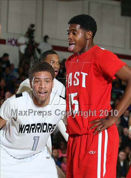 Thumbnail 3 in Montbello vs. Denver East photogallery.