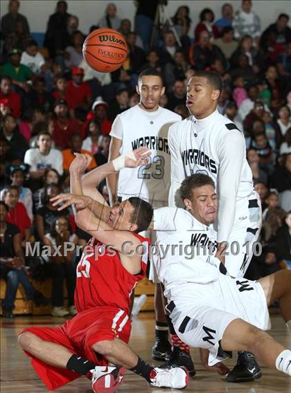 Thumbnail 2 in Montbello vs. Denver East photogallery.