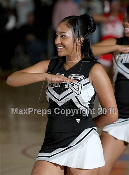 Thumbnail 2 in Montbello vs. Denver East photogallery.